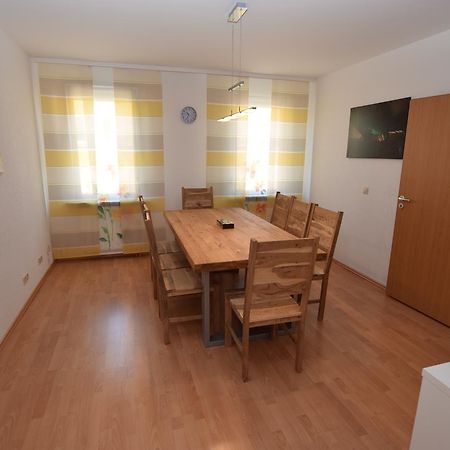 Apartment Stuttgart Suedheim Bagian luar foto
