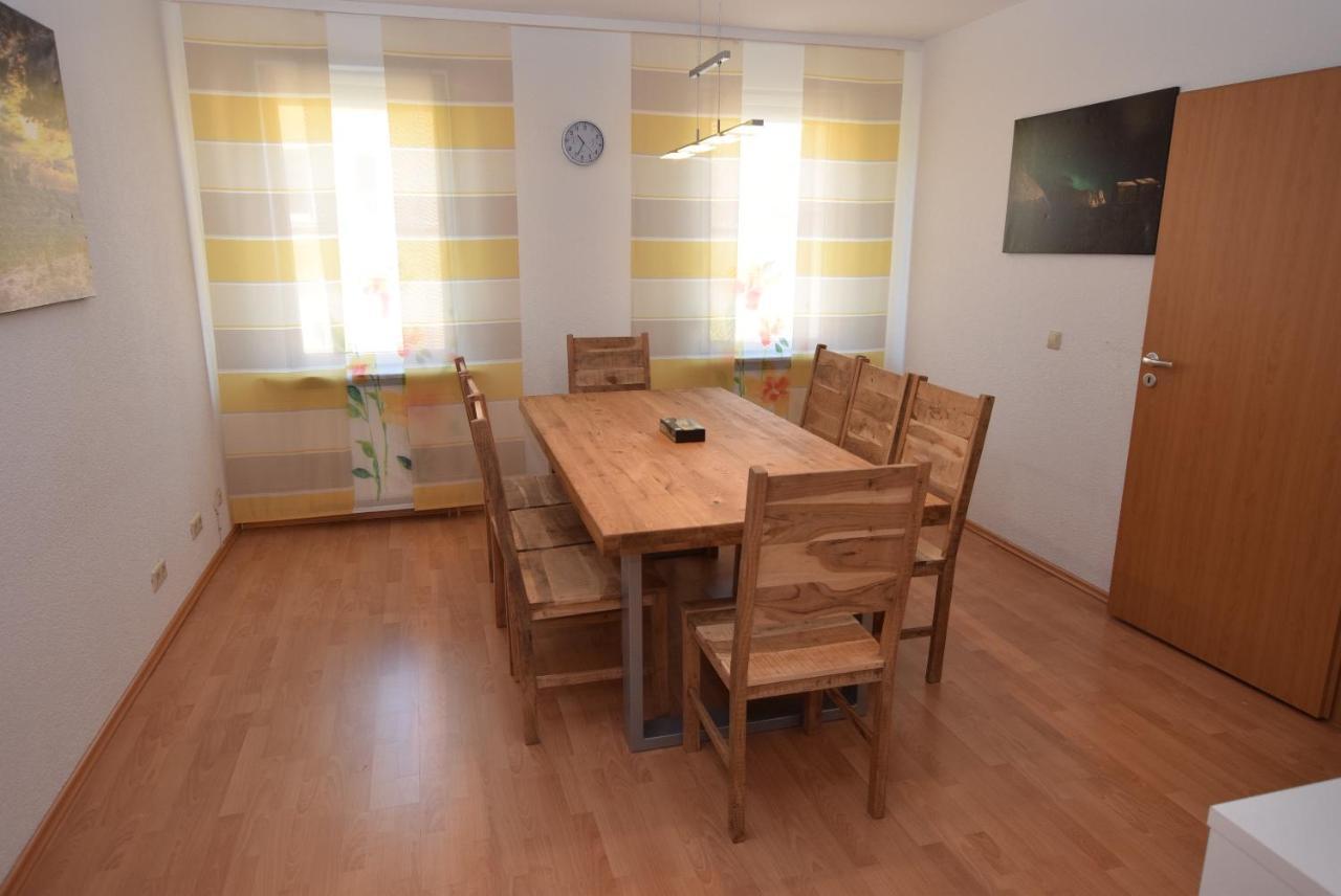 Apartment Stuttgart Suedheim Bagian luar foto